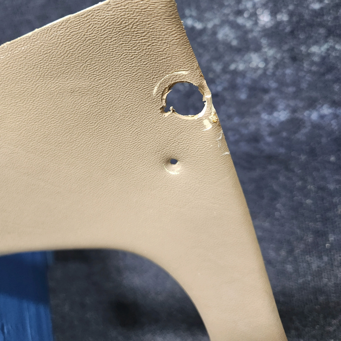 Used aircraft parts for sale, 169-534092-13 Beechcraft C23 SUNDOWNER MOLDING 2ND AND 3RD WINDOW LEFT SIDE