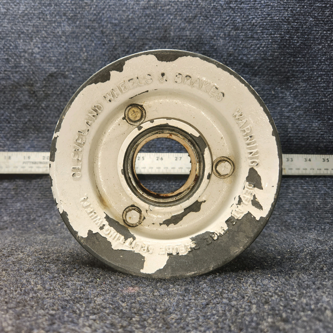 Used aircraft parts for sale, 40-77C Cleveland varios Piper, Cessna ,Beech, Mooney Wheel Assembly