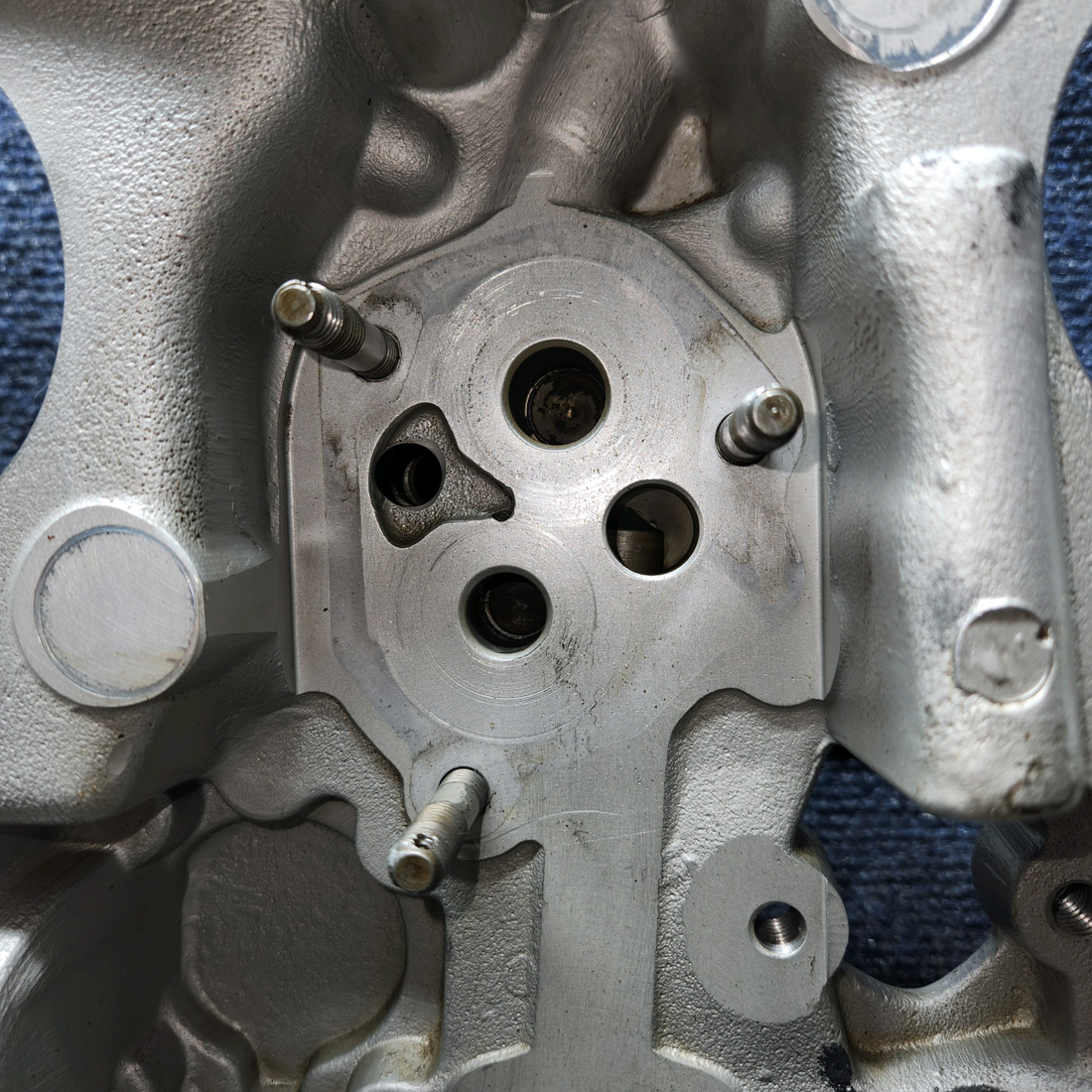 Used aircraft parts for sale, 21A21533-04 Lycoming O-320 Piper PA28-161 Accessory  Housing Assy