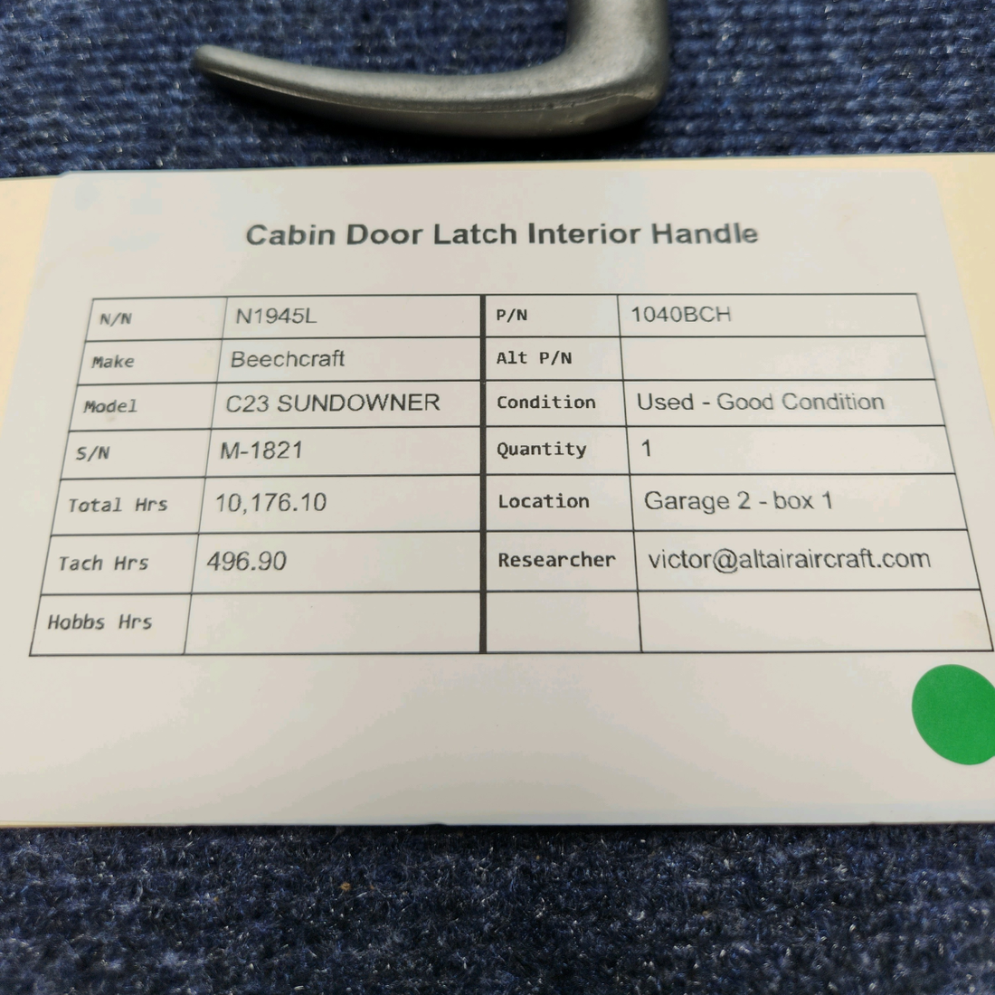 Used aircraft parts for sale, 1040BCH Beechcraft C23 SUNDOWNER CABIN DOOR LATCH INTERIOR HANDLE