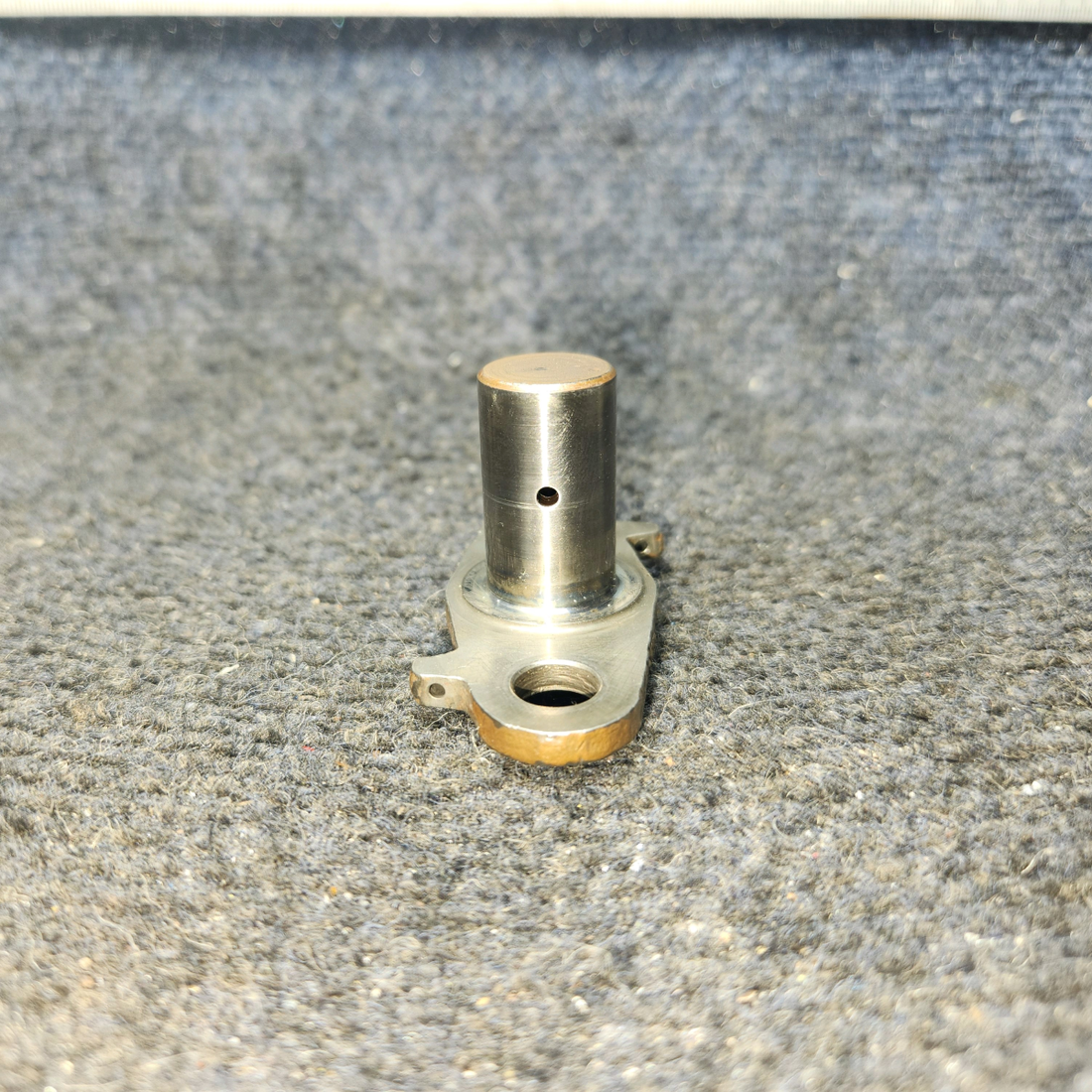 Used aircraft parts for sale, LW-13796 Lycoming O-320 Piper PA28-161 Crankshaft Idler Gear Shaft