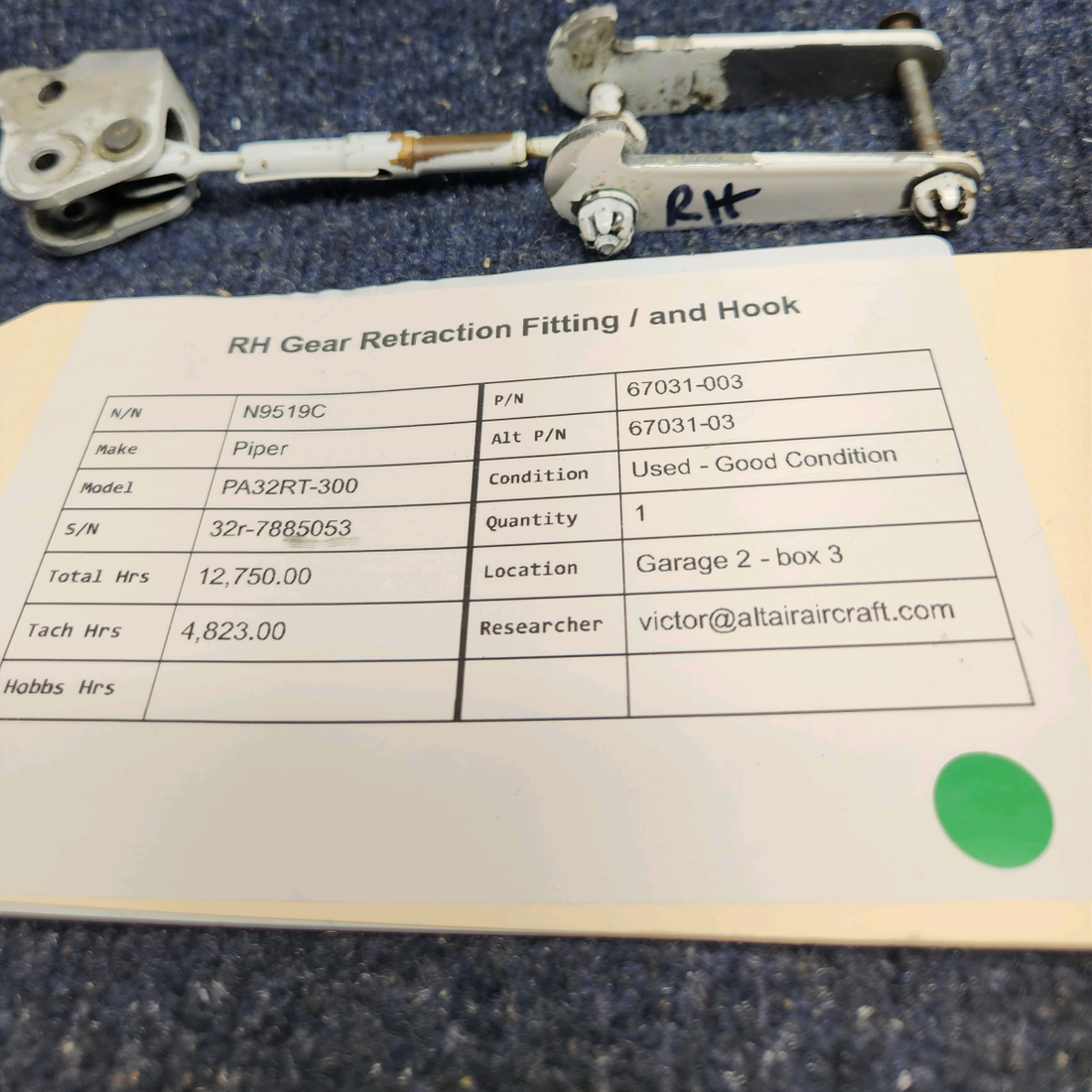 Used aircraft parts for sale, 67031-003 Piper PA32RT-300 RH GEAR RETRACTION FITTING / AND HOOK