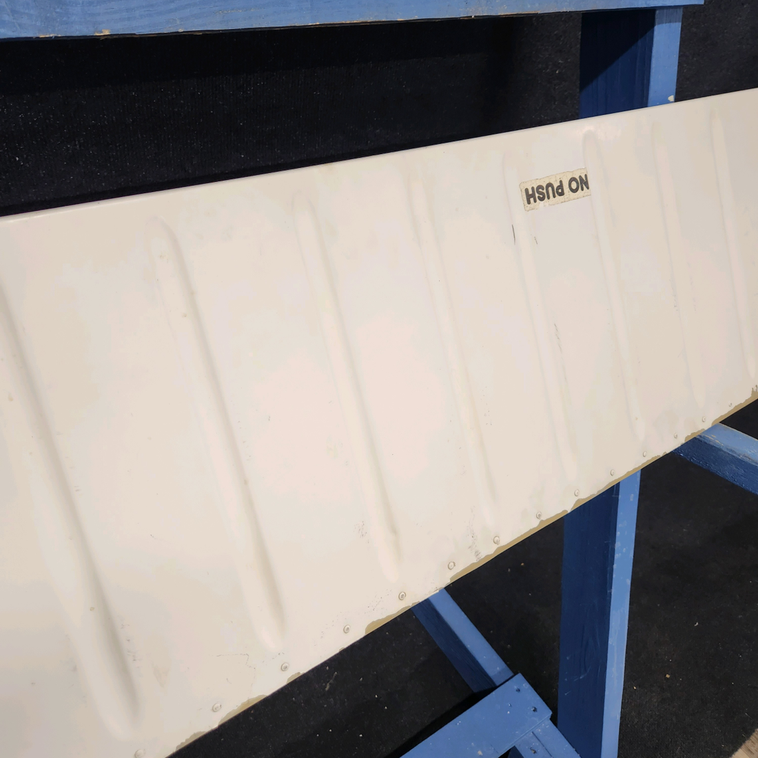 Used aircraft parts for sale, 66767-001 Piper PA32RT-300 AILERON ASSEMBLY RH "SEE PHOTOS DETAIL"