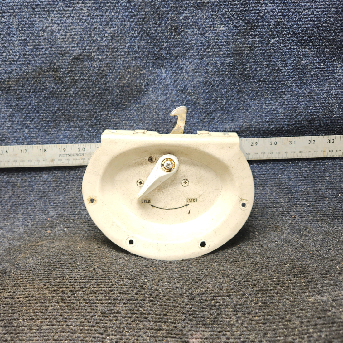 Used aircraft parts for sale, 96919-000 Piper Pa-28 Auxiliary Door Latch Assembly
