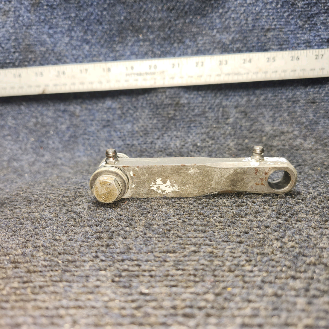 Used aircraft parts for sale, 530068-001 Mooney M20J Nose Gear Retract Link – With One Bearing