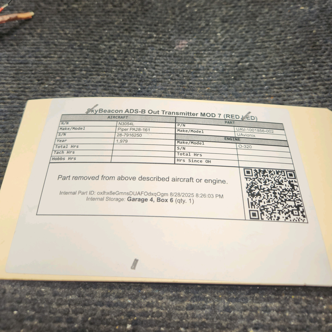 Used aircraft parts for sale, UAV-1001856-002 UAvionix Piper PA28-161 SkyBeacon ADS-B Out Transmitter, Mod 7 (Red LED)