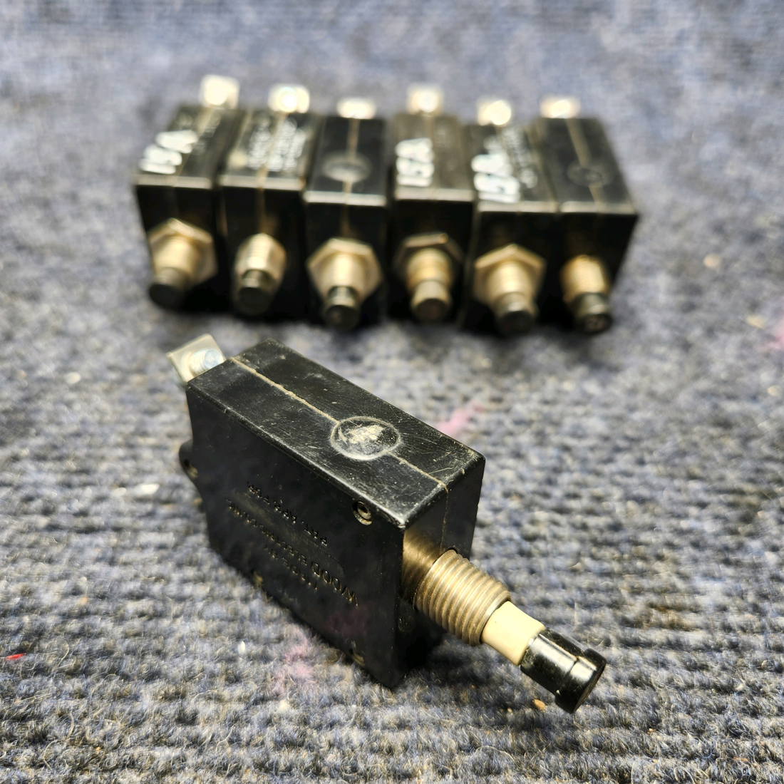 Used aircraft parts for sale, CB-2315A Wood Electric PUSH TO RESET CIRCUIT BREAKER "PRICE PER EACH"