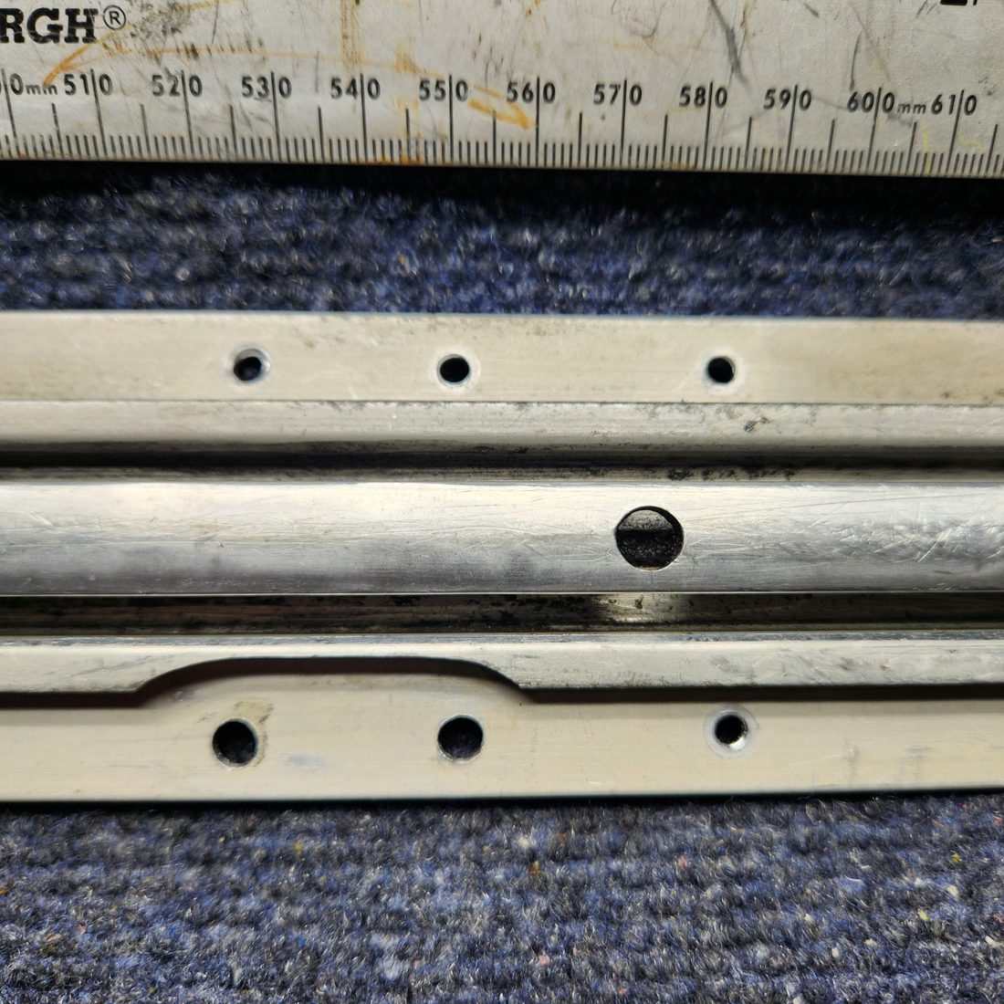 Used aircraft parts for sale, 0511240-9 CESSNA 172K INBOARD SEAT RAIL LH