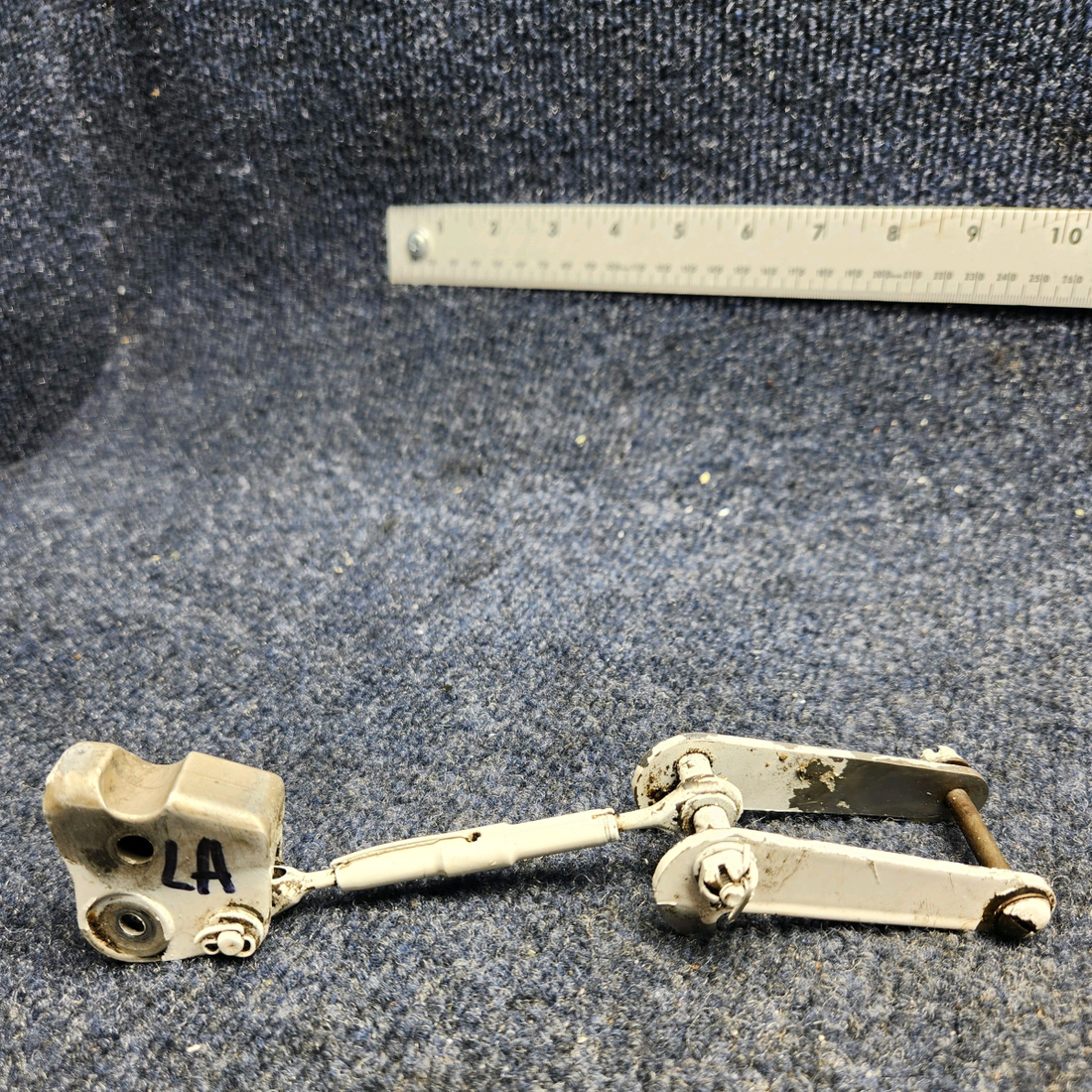 Used aircraft parts for sale, 67031-002 Piper PA32RT-300 LH GEAR RETRACTION FITTING / AND HOOK