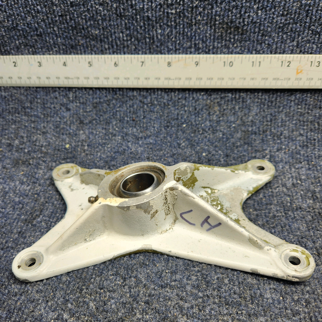 Used aircraft parts for sale, 67040-014 Piper PA32RT-300 TRUNNION FITTING LH FORWARD