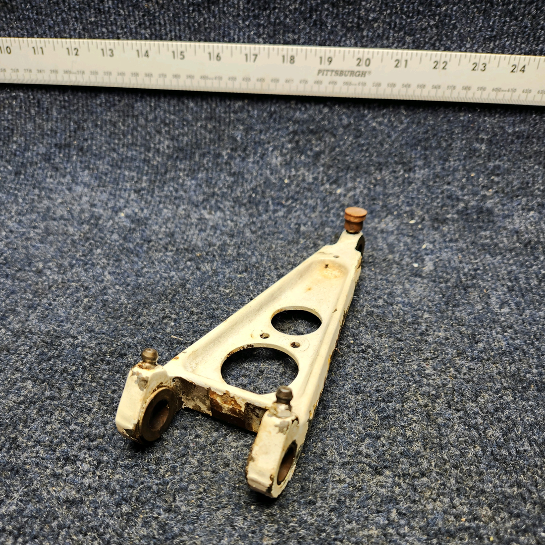 Used aircraft parts for sale, 45-815011-6 BEECHCRAFT F35 MAIN GEAR TORQUE LINK ASSY UPPER