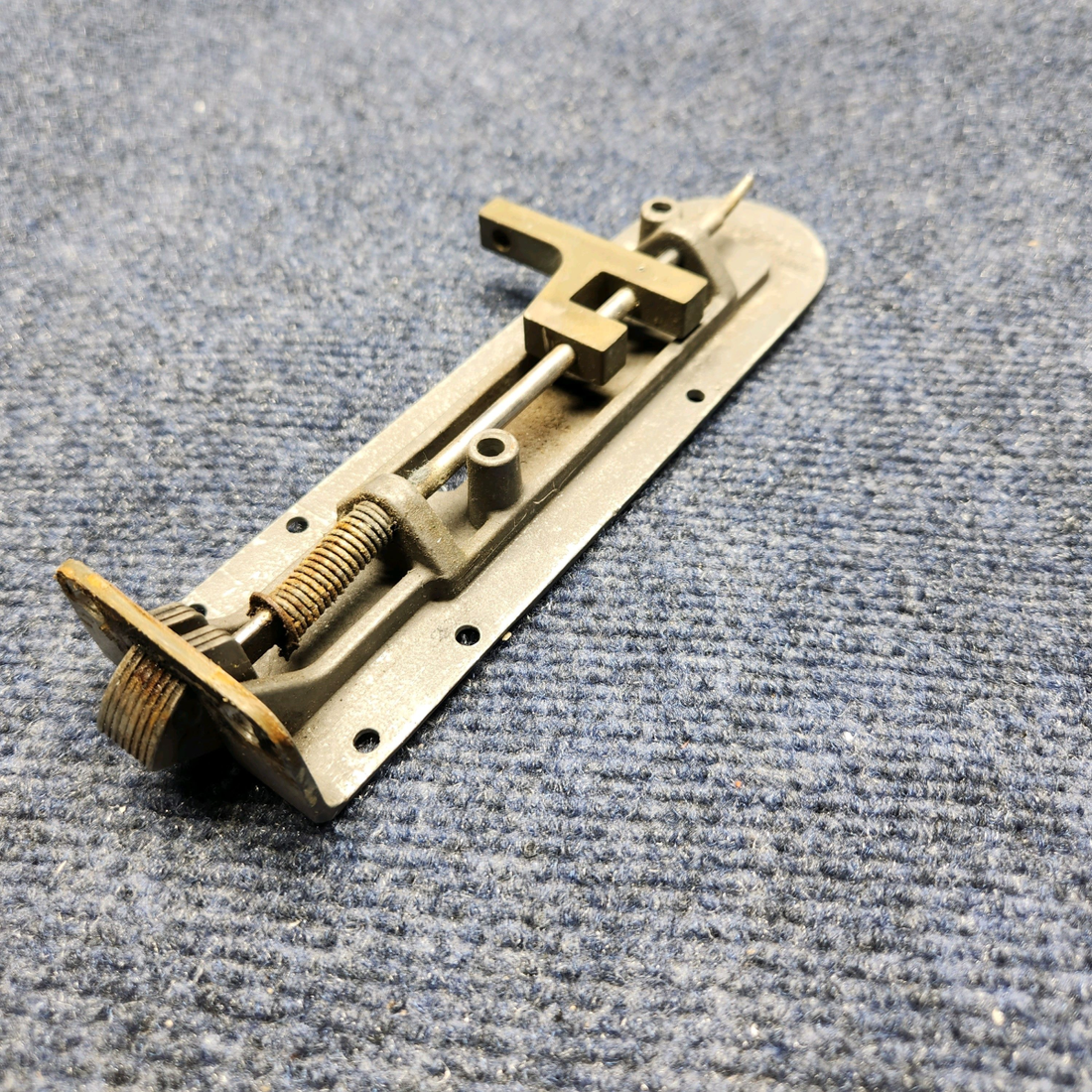 Used aircraft parts for sale, H2532-6 Beechcraft C23 SUNDOWNER HARTWELL CABIN DOOR LATCH BASE ASSY RH