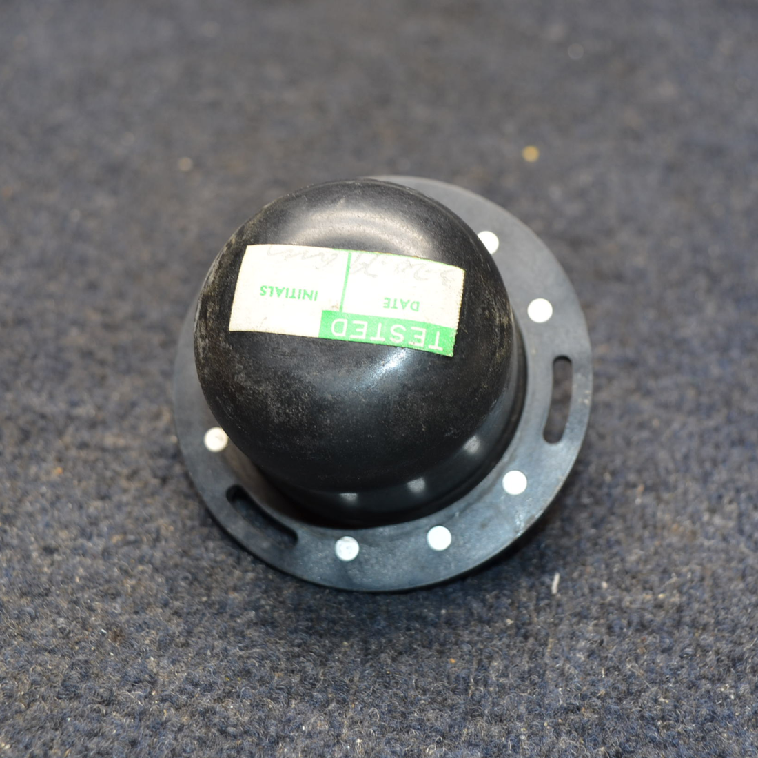 Used aircraft parts for sale, 071-1052-00 PIPER- CESSNA-BEECH- MOONEY VARIOS BENDIX KING KMT-112 MAGNETIC AZIMUTH TRANSMITTER W CONNECTOR