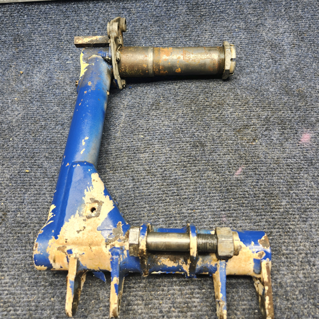 Used aircraft parts for sale, 520002-502 Mooney M20K SPINDLE ASSY RH