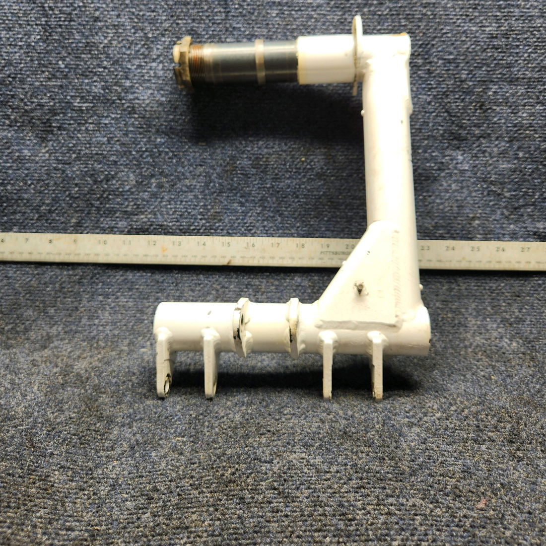 Used aircraft parts for sale, 520002-501 Mooney M20J LOWER MAIN GEAR SPINDLE ASSEMBLY LH