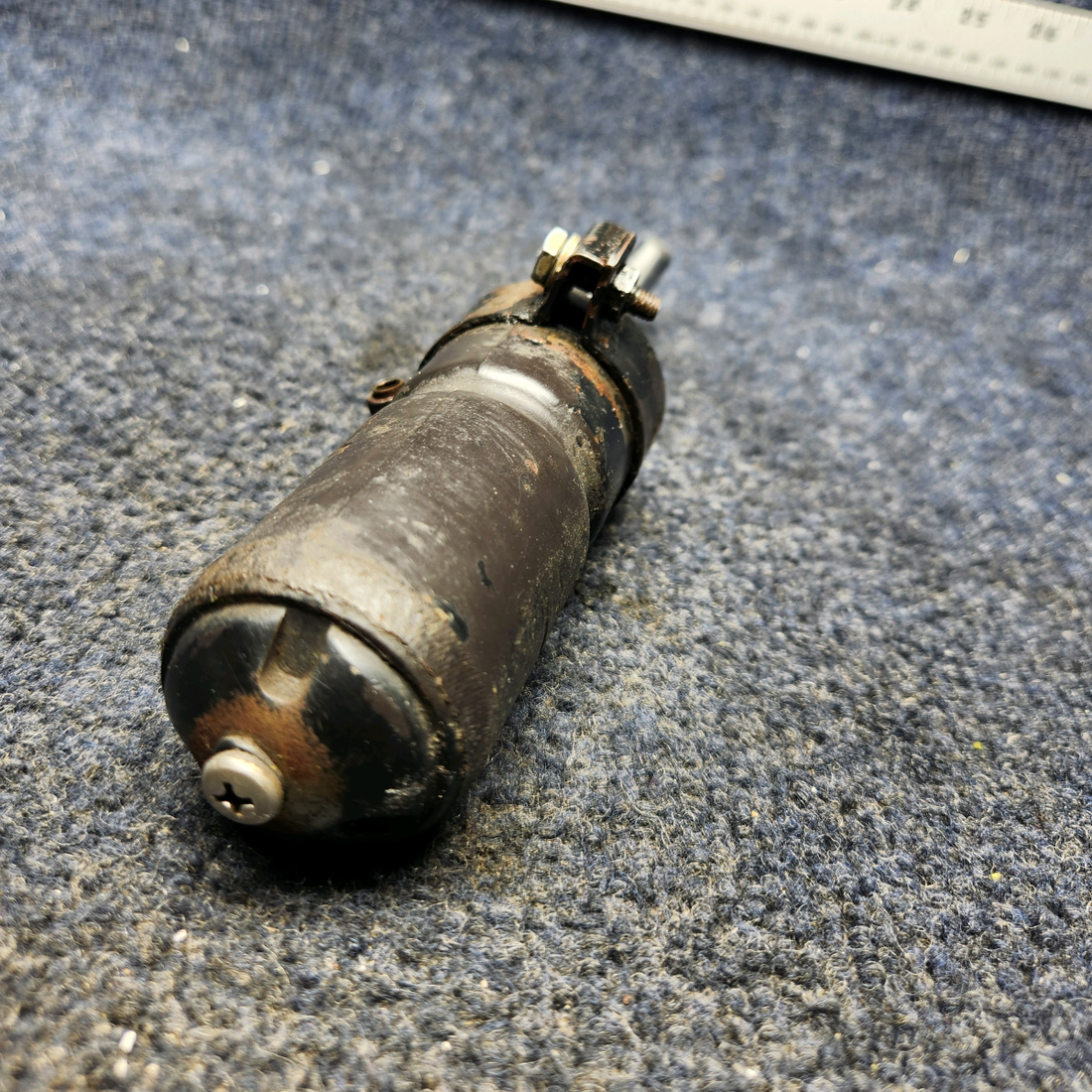 Used aircraft parts for sale, 486599 Maeco PIPER PA28-140 MAECO SHIMMY DAMPENER ASSEMBLY