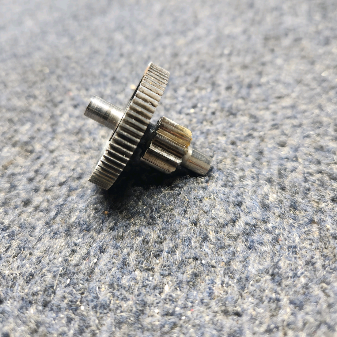 Used aircraft parts for sale, 35-810139 BEECHCRAFT F35 GEAR SPUR AND PINION