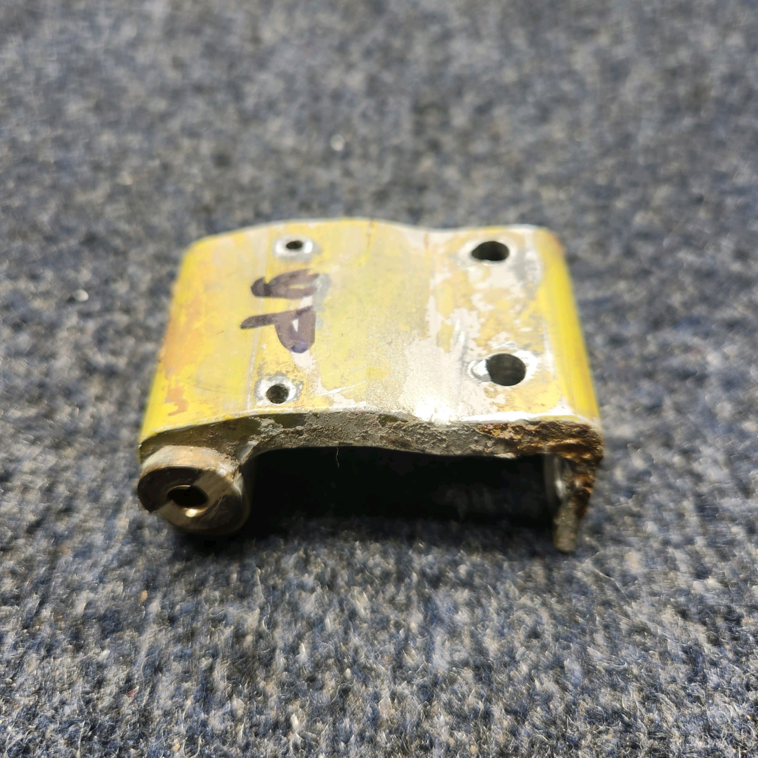 Used aircraft parts for sale, 35-400018-8 BEECHCRAFT F35 CABIN DOOR HINGE ASSEMBLY UPPER