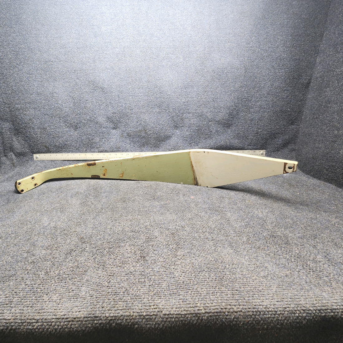 Used aircraft parts for sale, 0541164-4 CESSNA 172K MAIN GEAR SPRING ASSEMBLY RH
