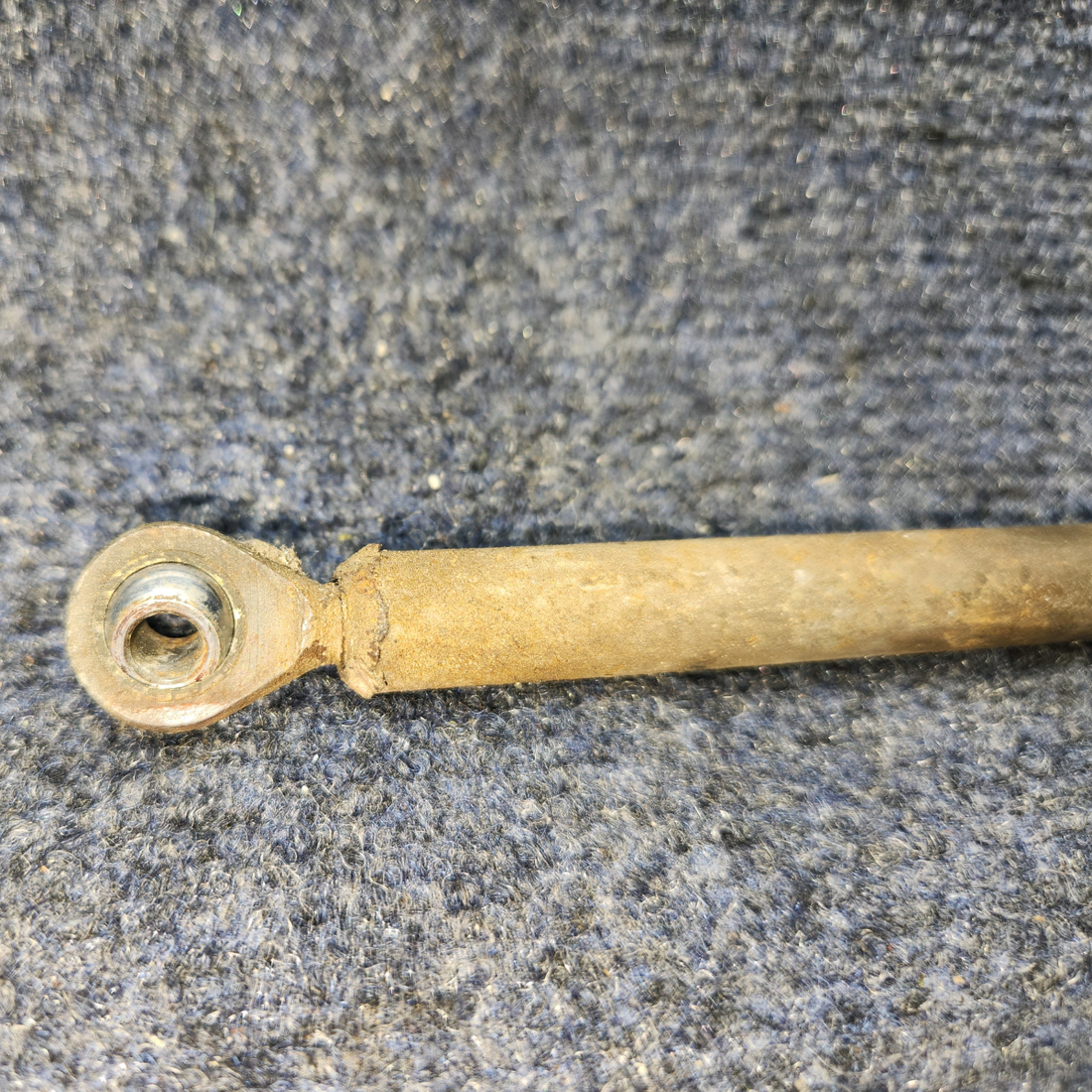 Used aircraft parts for sale, 2443002-1 Cessna 172RG Rod Assy Landing Gear Nose