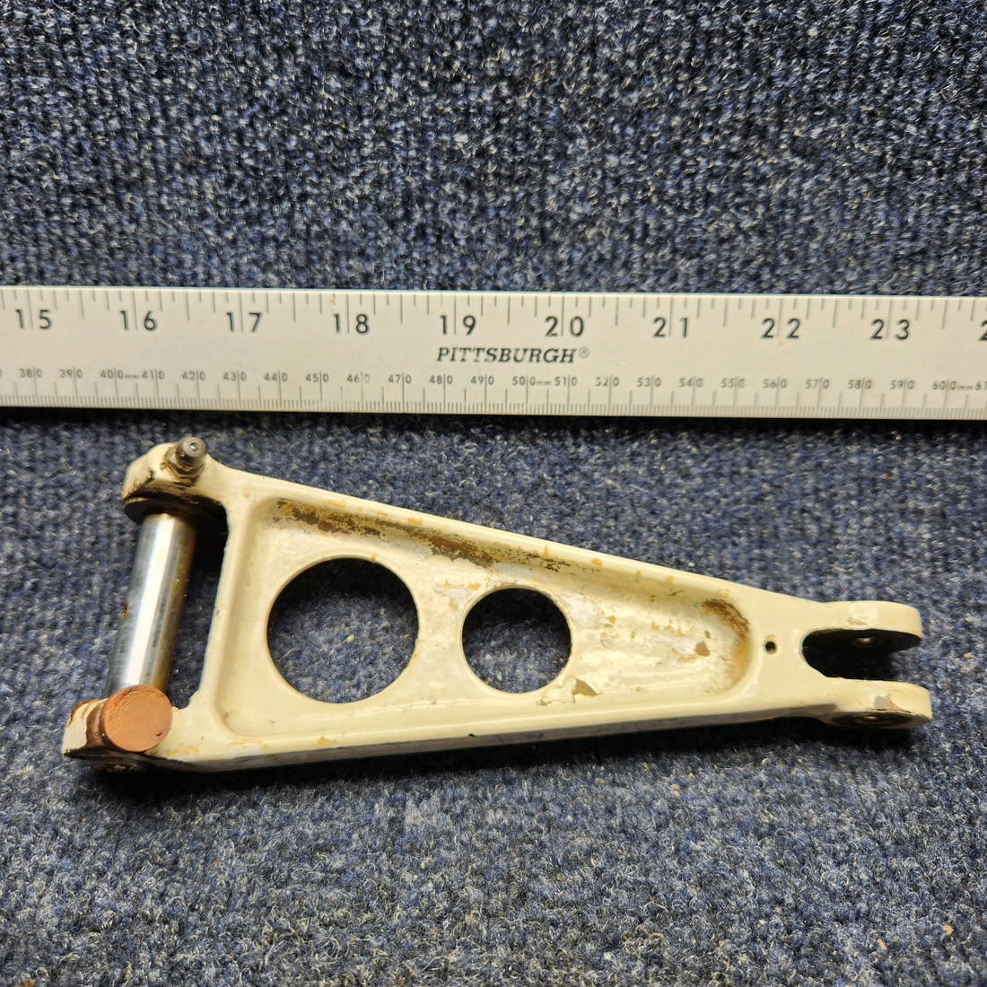 Used aircraft parts for sale, 45-815015-6 BEECHCRAFT F35 MAIN GEAR TORQUE LINK ASSY LOWER