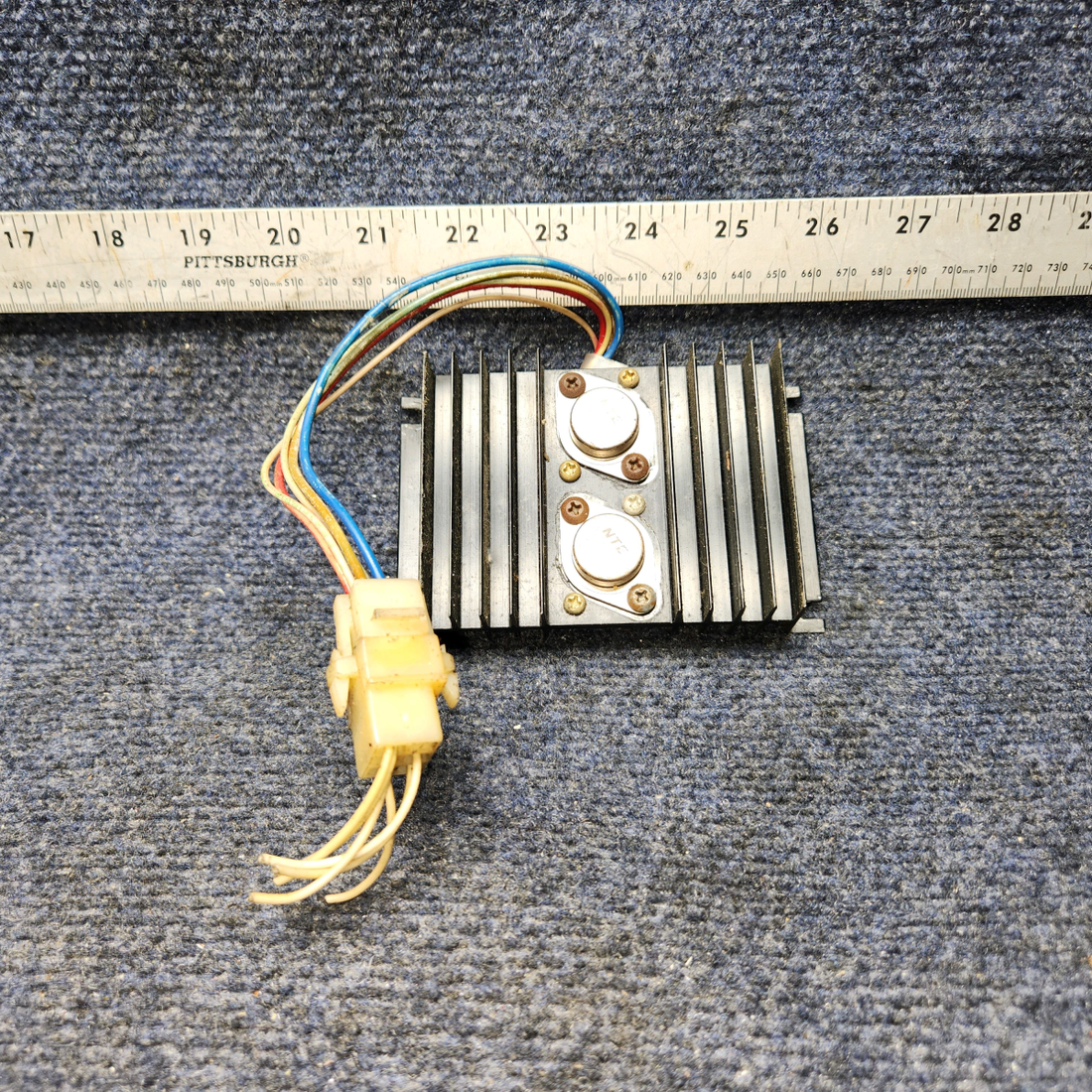 Used aircraft parts for sale, 0570166-1 Cessna 172RG Dimming Assy ligth Transitor