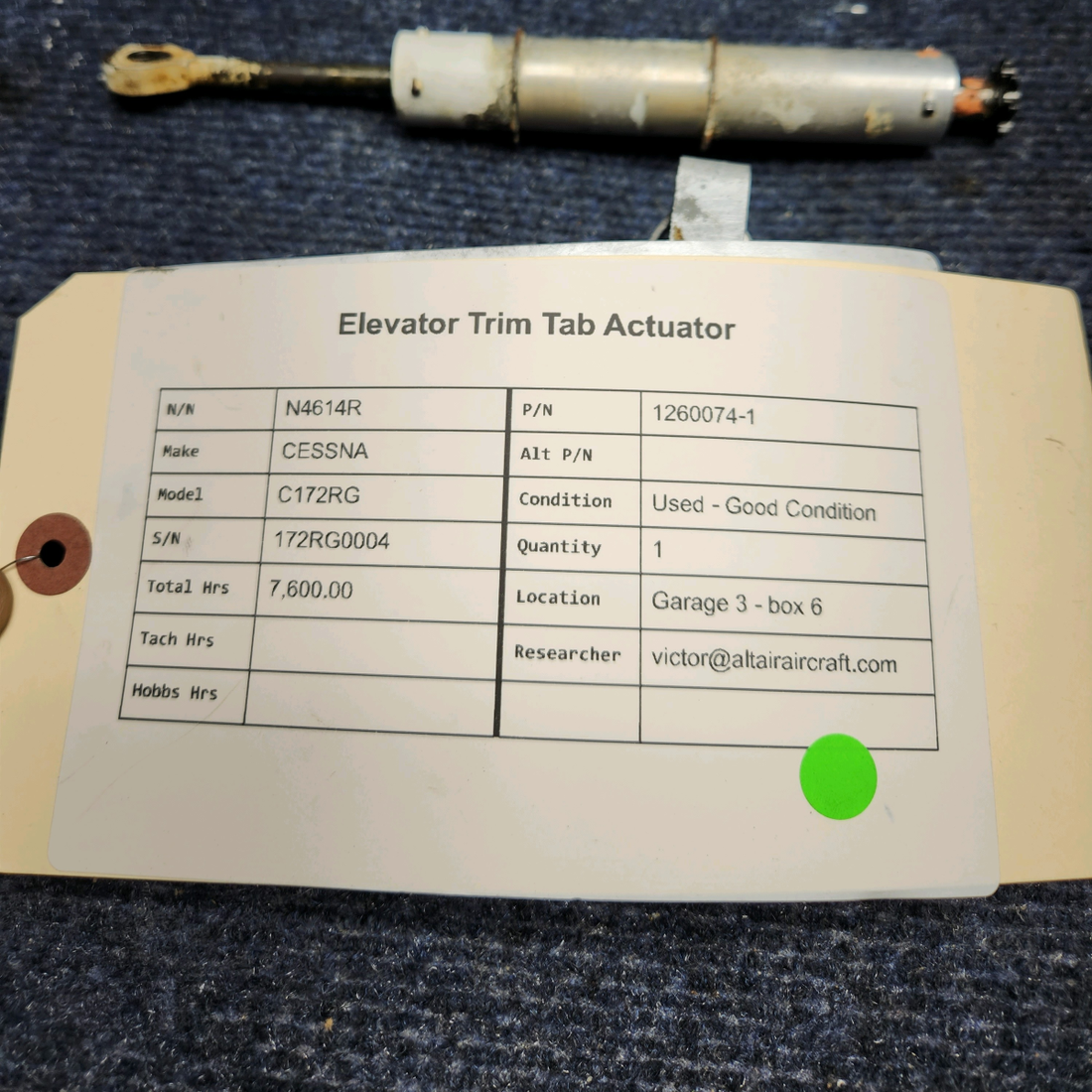 Used aircraft parts for sale, 1260074-1 Cessna CESSNA C172RG ELEVATOR TRIM TAB ACTUATOR