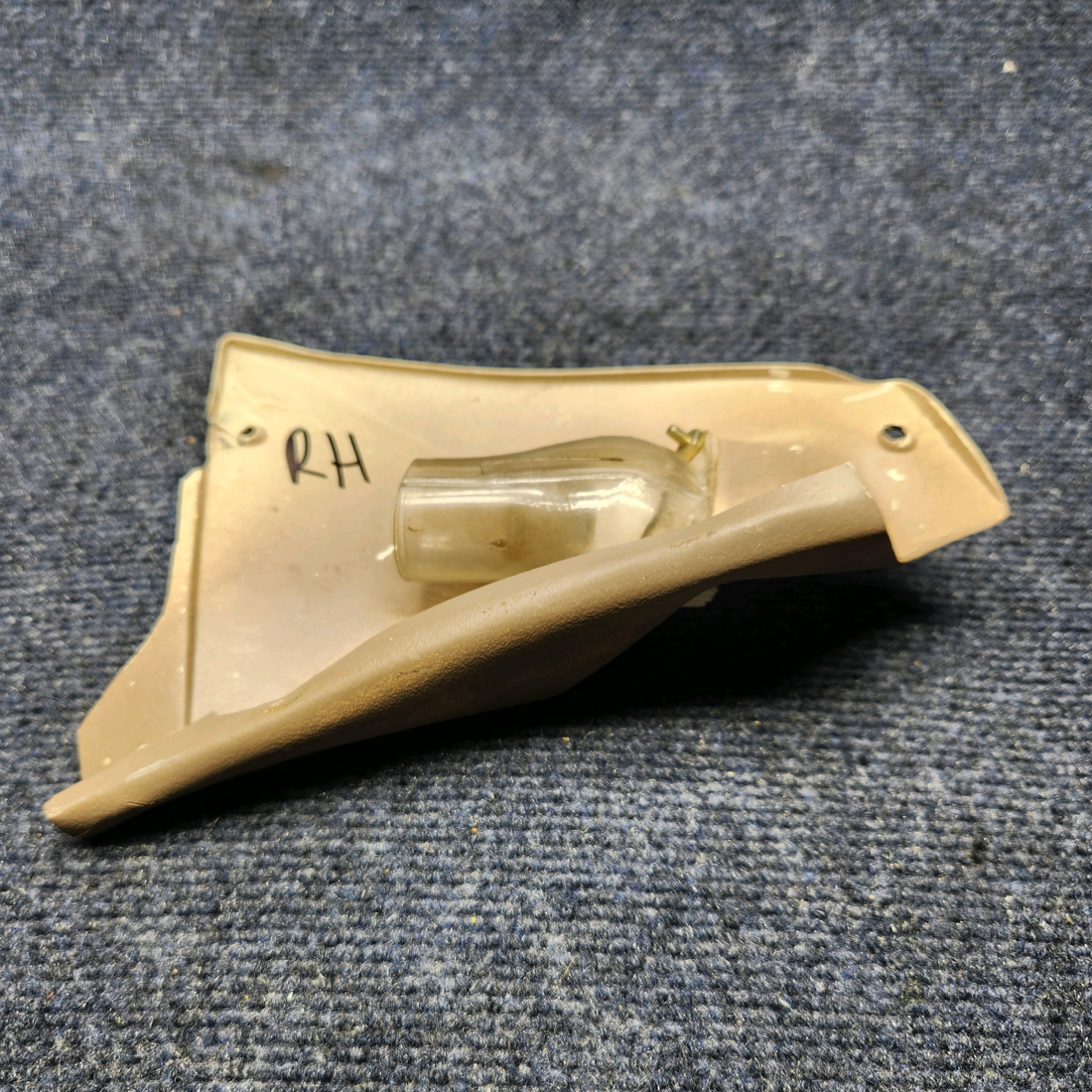 Used aircraft parts for sale, 169-534026-2 Beechcraft C23 SUNDOWNER OUTLET RH ESCUTCHEON