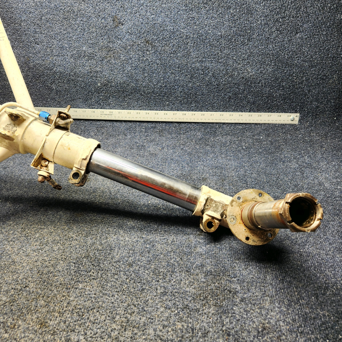 Used aircraft parts for sale, 45-815201-603 BEECHCRAFT F35 LANDING GEAR SHOCK ABSORBER ASSY RH