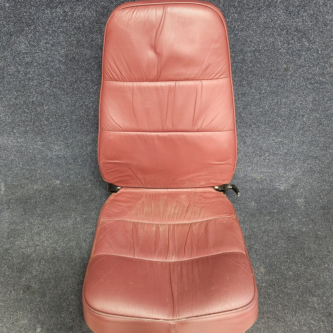 Used aircraft parts for sale, 79479-014 Piper PA32RT-300 PASSENGER SEAT REAR RH