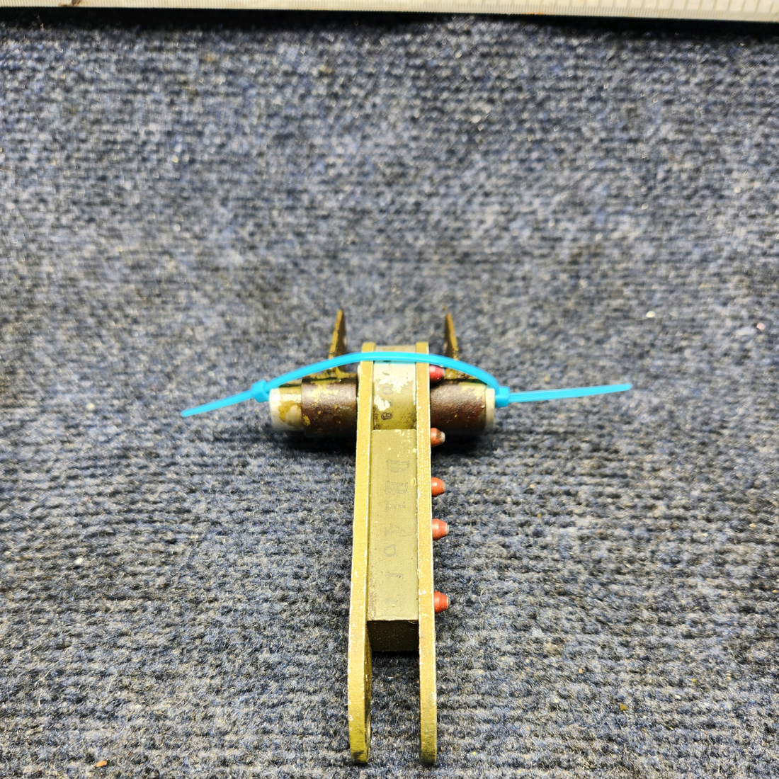 Used aircraft parts for sale, 913033-000 Mooney M20J AFT ELEVATOR BELLCRANK ASSY