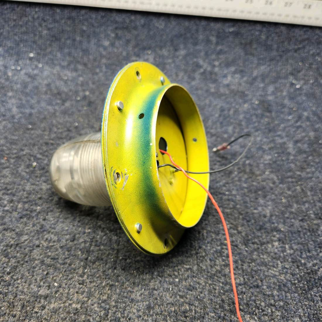 Used aircraft parts for sale, 757-762 WHELEN PIPER PA28-140 WHELEN FIN STROBE LIGHT ASSEMBLY-CLEAR