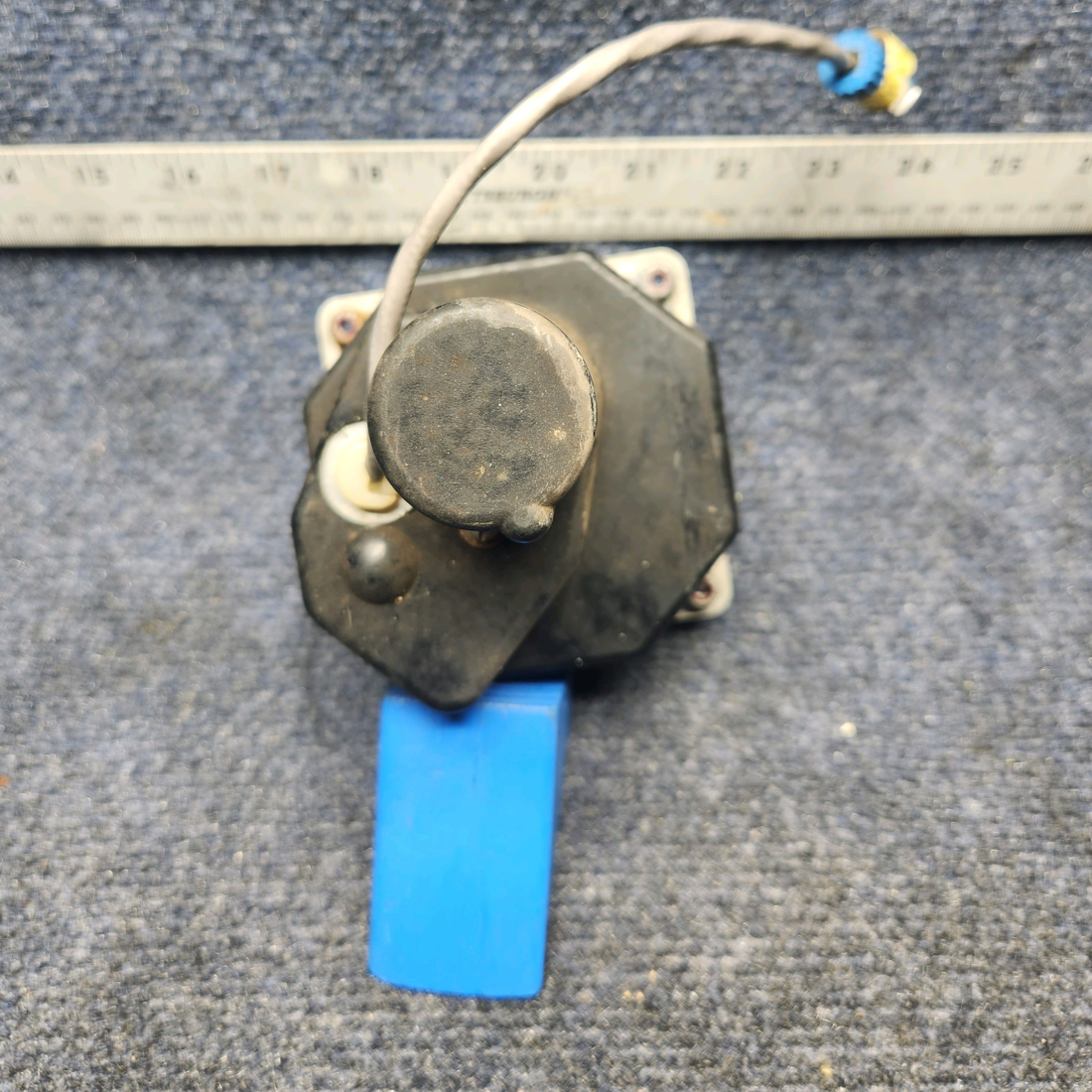 Used aircraft parts for sale, 1C508-1-523R Edo-Air Mooney M20K ROLL SERVO ASSEMBLY