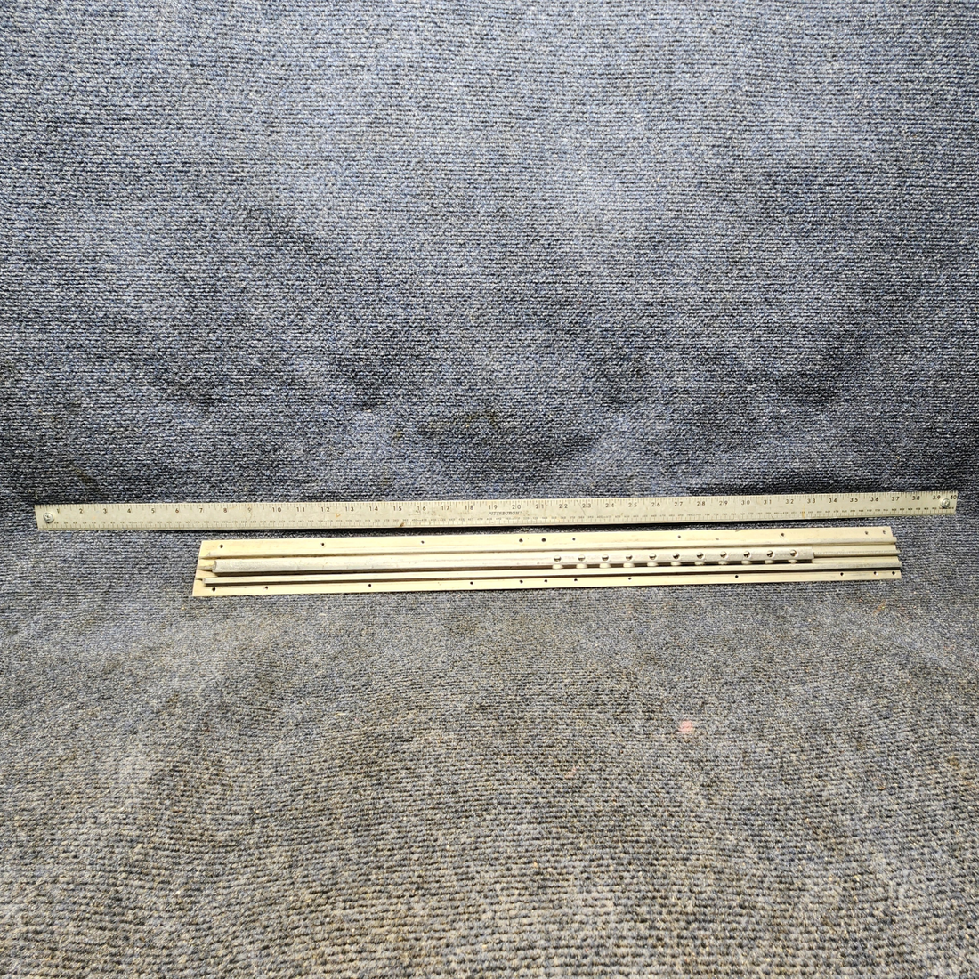 Used aircraft parts for sale, 0511240-10 CESSNA 172K INBOARD SEAT RAIL RH