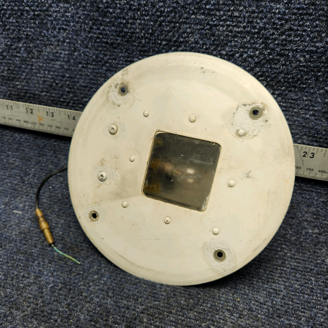 Used aircraft parts for sale, 0521101-2 & 0700616-1 CESSNA C172RG PLATE ASSY COURTESY W/ LIGHT (VOLTS: 14-28)