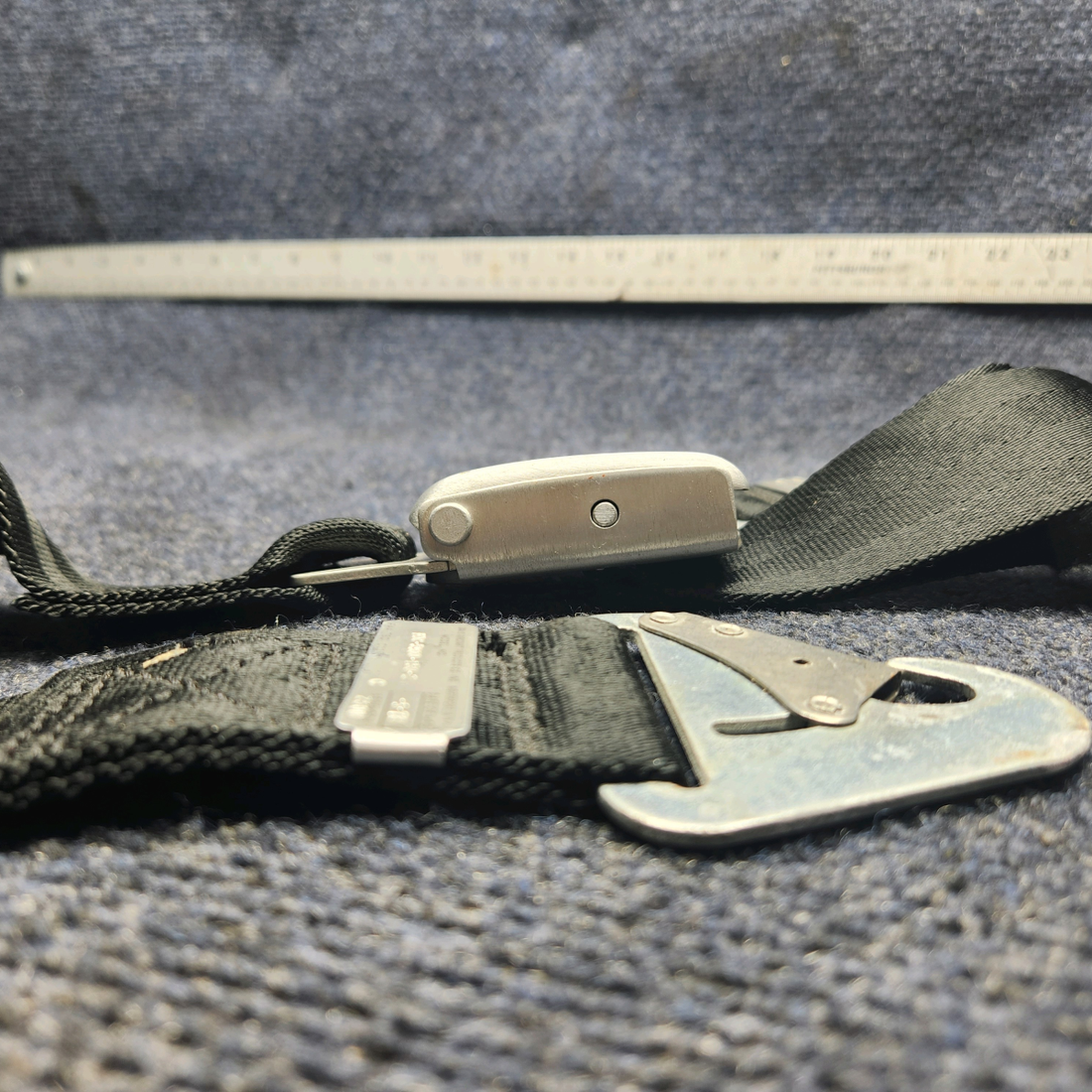 Used aircraft parts for sale, FDC-5900-150-2 Davis Aircraft Products Mooney M20J SEATBELT MOONEY REAR SEAT (BLACK)