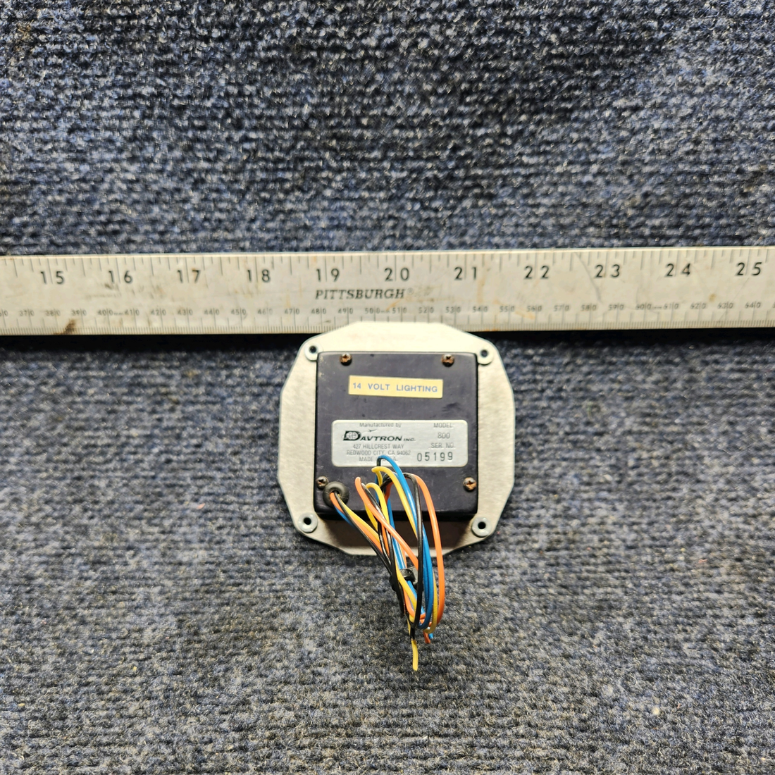 Used aircraft parts for sale, M800 Davtron CESSNA 172K DIGITAL CHRONOMETER INDICATOR 14 VOLTS