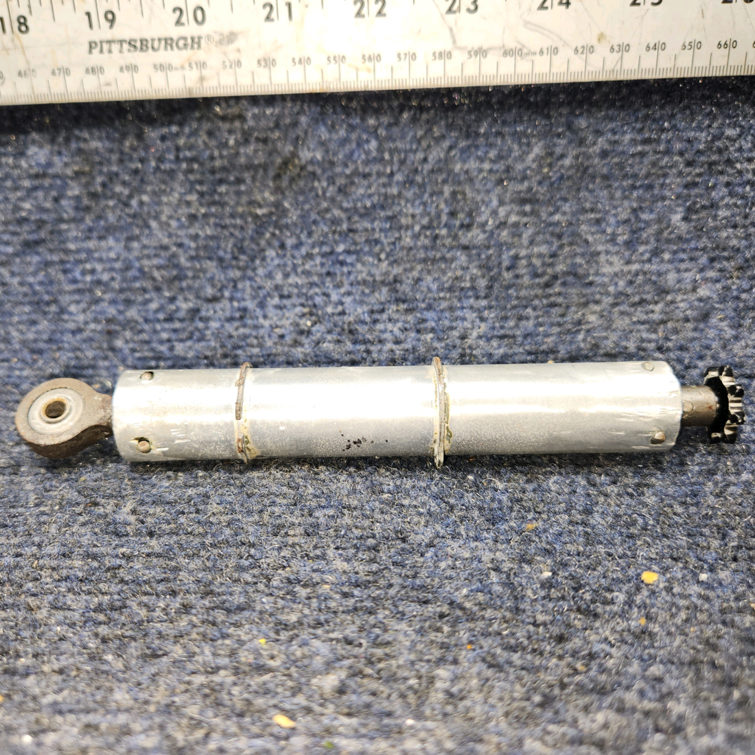 Used aircraft parts for sale, 1260074-1 Cessna 172RG Trim Tab Actuator Assy