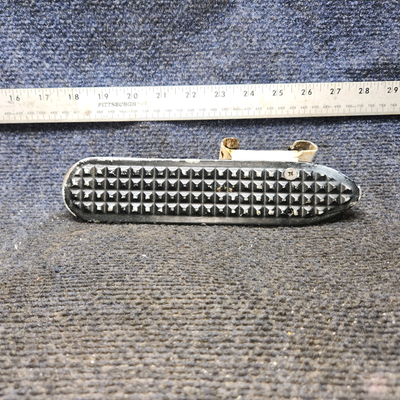 Used aircraft parts for sale, 0541155-1, 0541154-1 Cessna 172 L/H Main Gear Entrance Bracket w Step