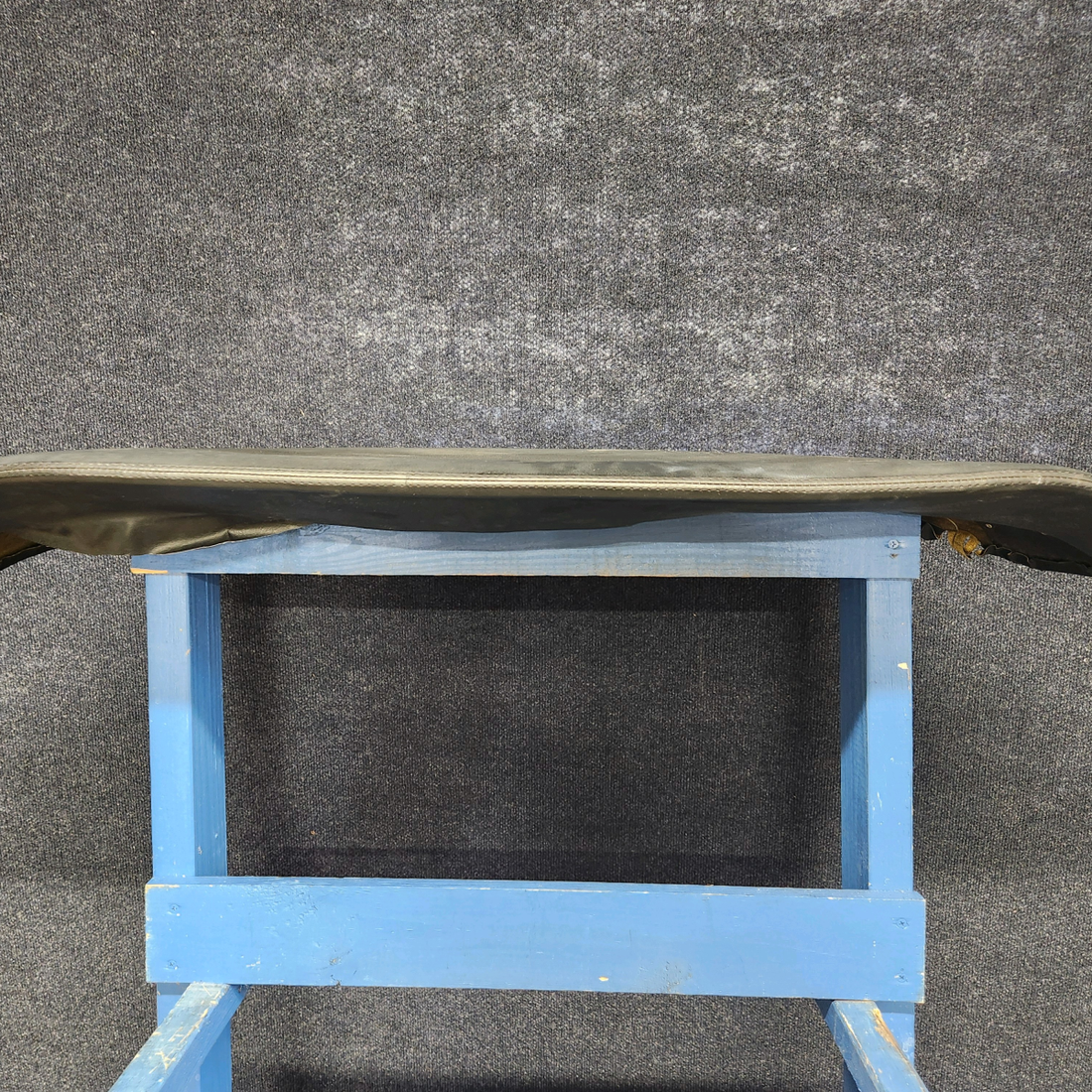 Used aircraft parts for sale, 169-534089-3 Beechcraft C23 SUNDOWNER GLARESHIELD ASSEMBLY