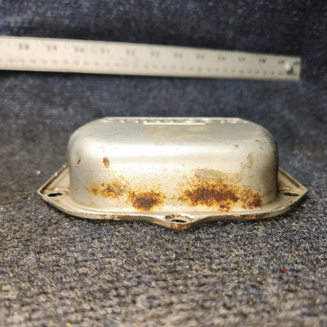 Used aircraft parts for sale, 61247 Lycoming O-320-D3G Piper PA28-161 Rocker Valve Cover with Gasket – Price per Each