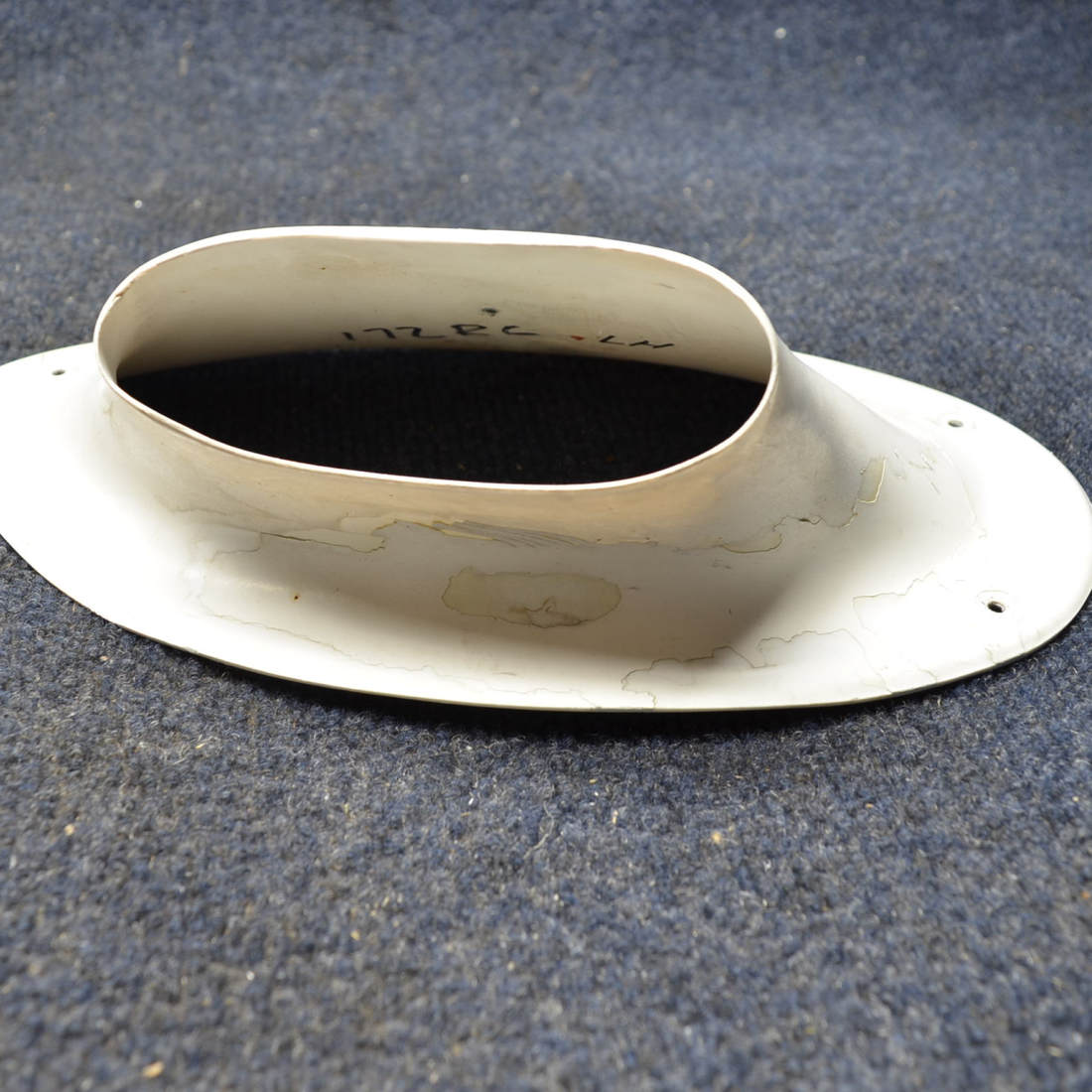 Used aircraft parts for sale, 0522150-1 Cessna 172RG LOWER STRUT FAIRING LH