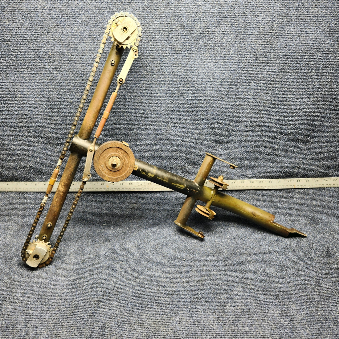 Used aircraft parts for sale, 169-524018-601 Beechcraft C23 SUNDOWNER CONTROL COLUMN ASSEMBLY