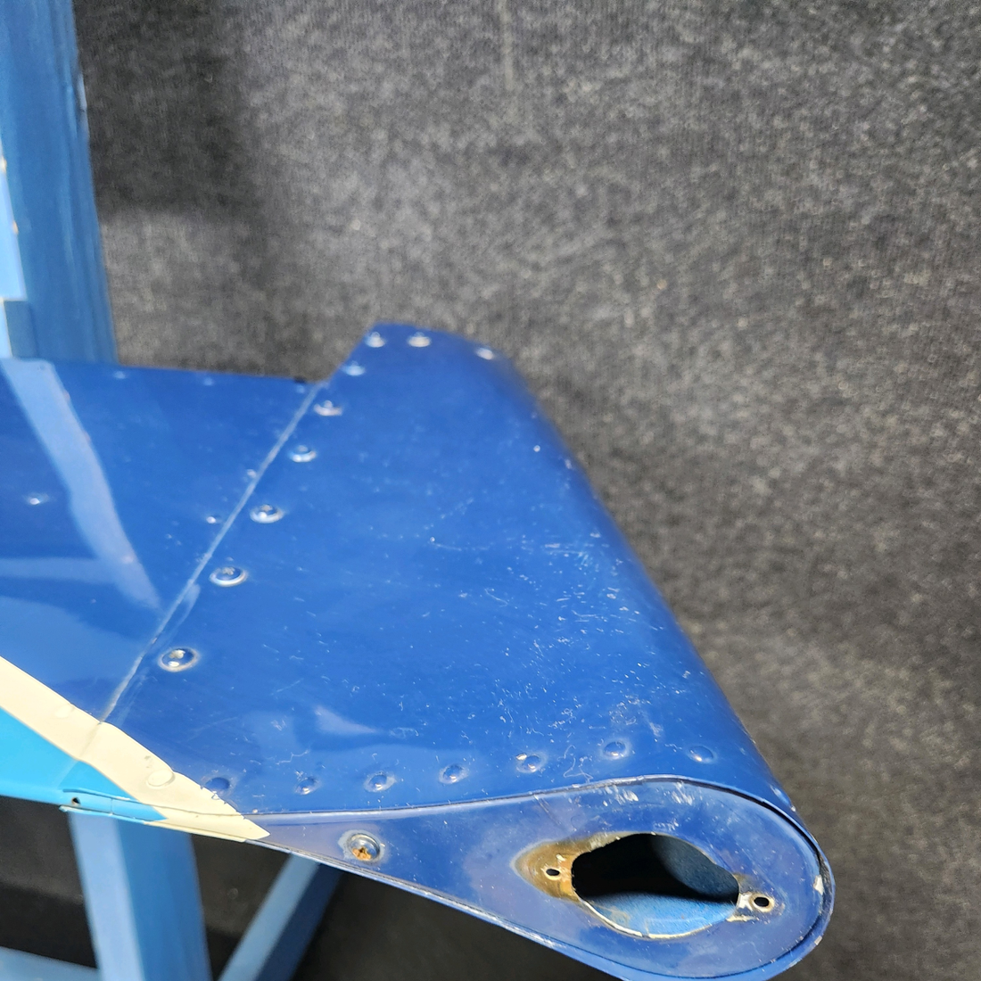 Used aircraft parts for sale, 169-640000-603 Beechcraft C23 SUNDOWNER RUDDER ASSY W/ LIGHT- ADAPTER