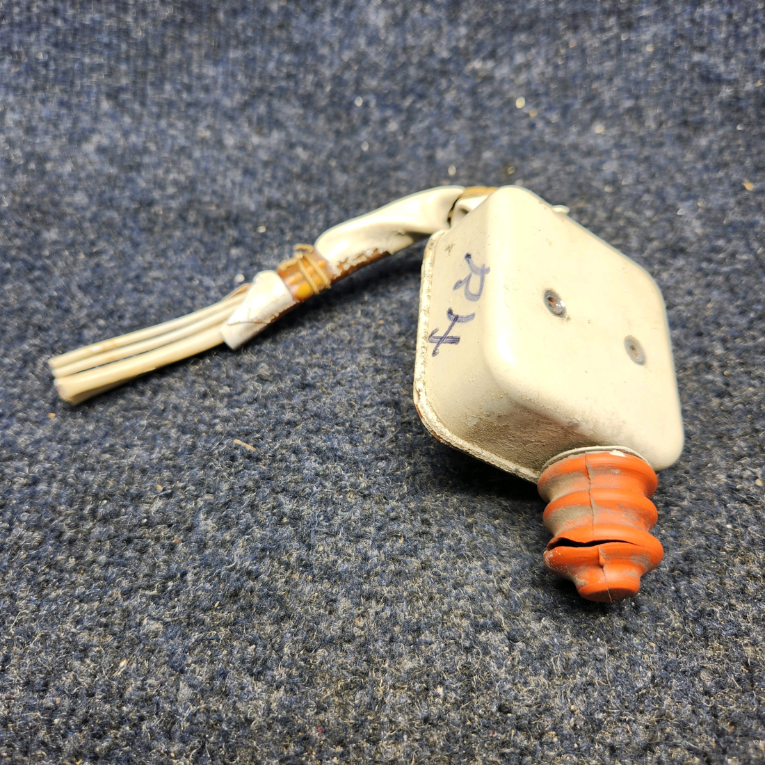 Used aircraft parts for sale, 35-361147 BEECHCRAFT F35 LANDING GEAR SAFETY SWITCH RH