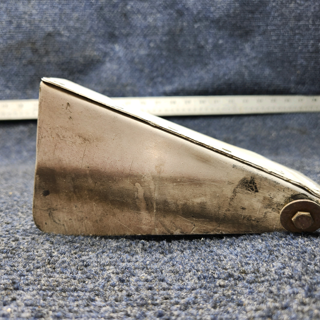 Used aircraft parts for sale, 2452016-1 Cessna 172RG Cowl Flap Assy L/H