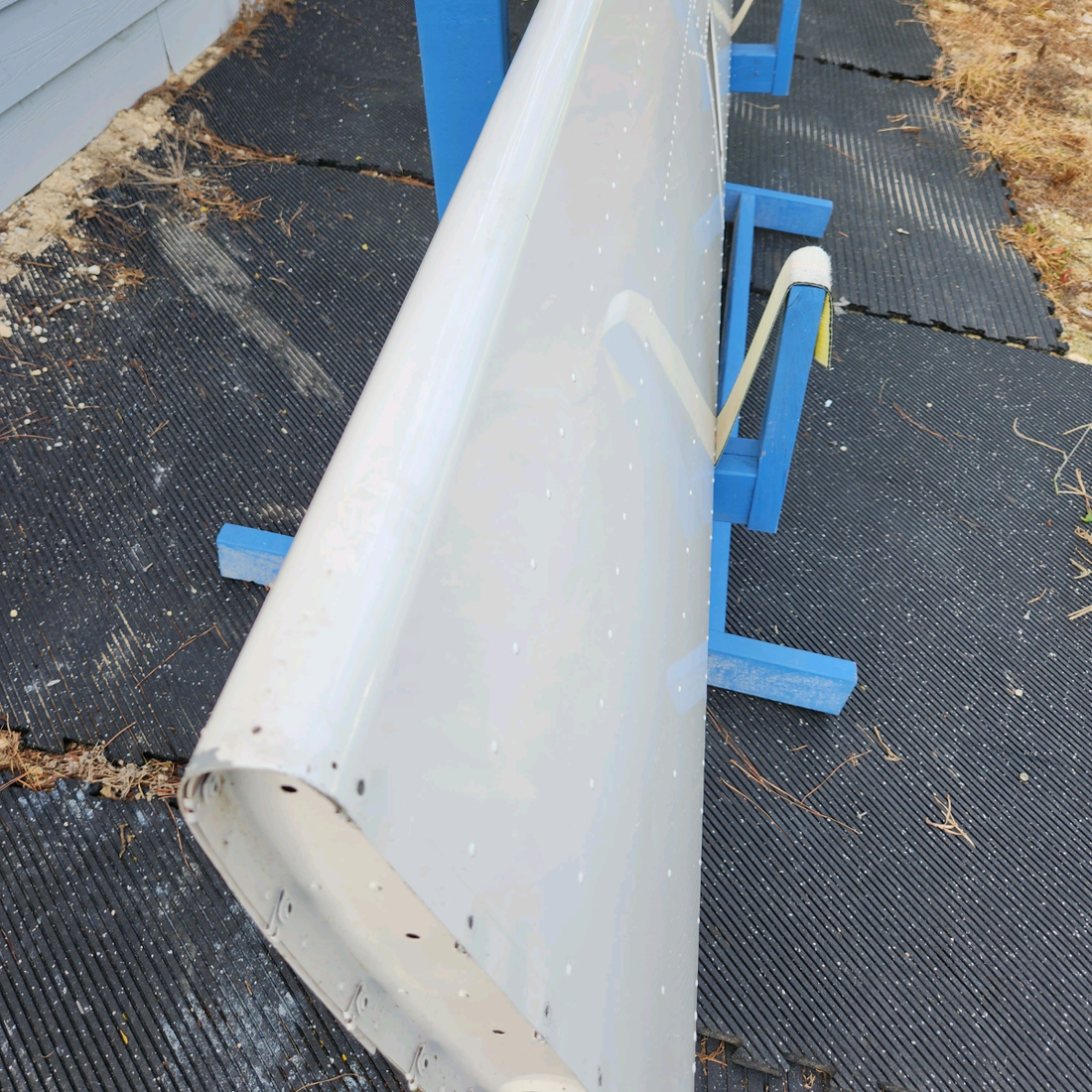 Used aircraft parts for sale, 169-620000-661 Beechcraft C23 SUNDOWNER STRABILATOR ASSY