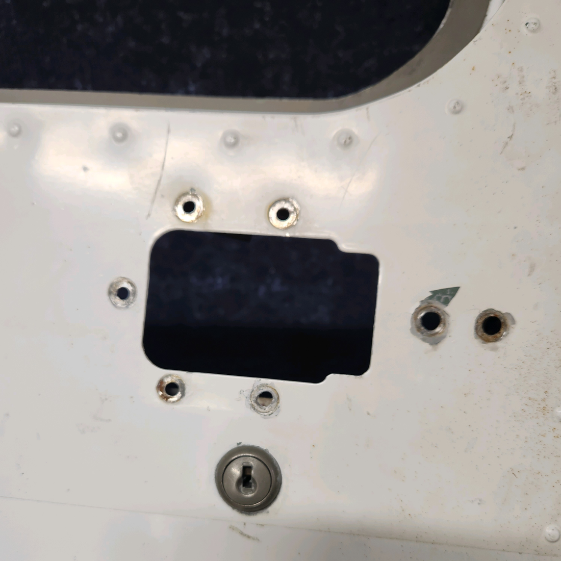 Used aircraft parts for sale, 0511460-9 Cessna CESSNA 172 CABIN DOOR STRUCTURE LH W/O WINDOW