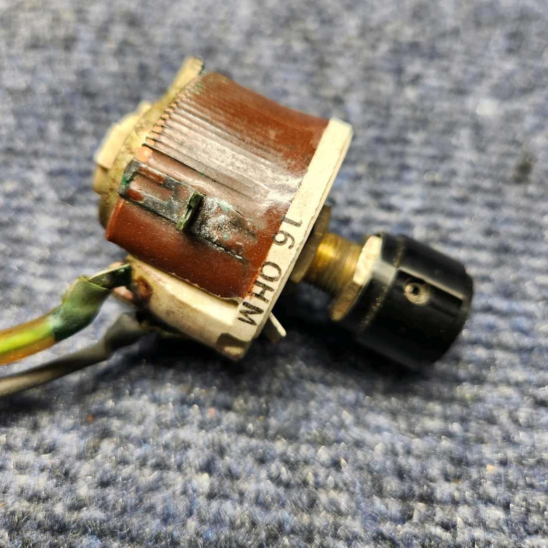 Used aircraft parts for sale, 1D1-763 Beechcraft C23 SUNDOWNER RHEOSTAT OVERHEAD LIGHT DIMMING 160 OHM "PRICE PER EACH"