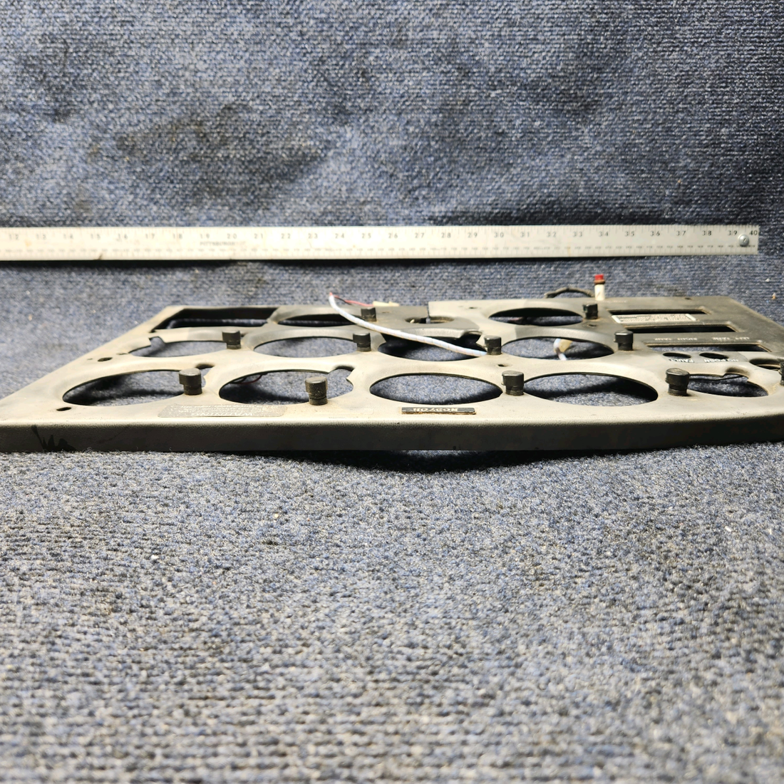 Used aircraft parts for sale, 2413120-3 Cessna 172RG Cover Assy-Post Lighted R/H
